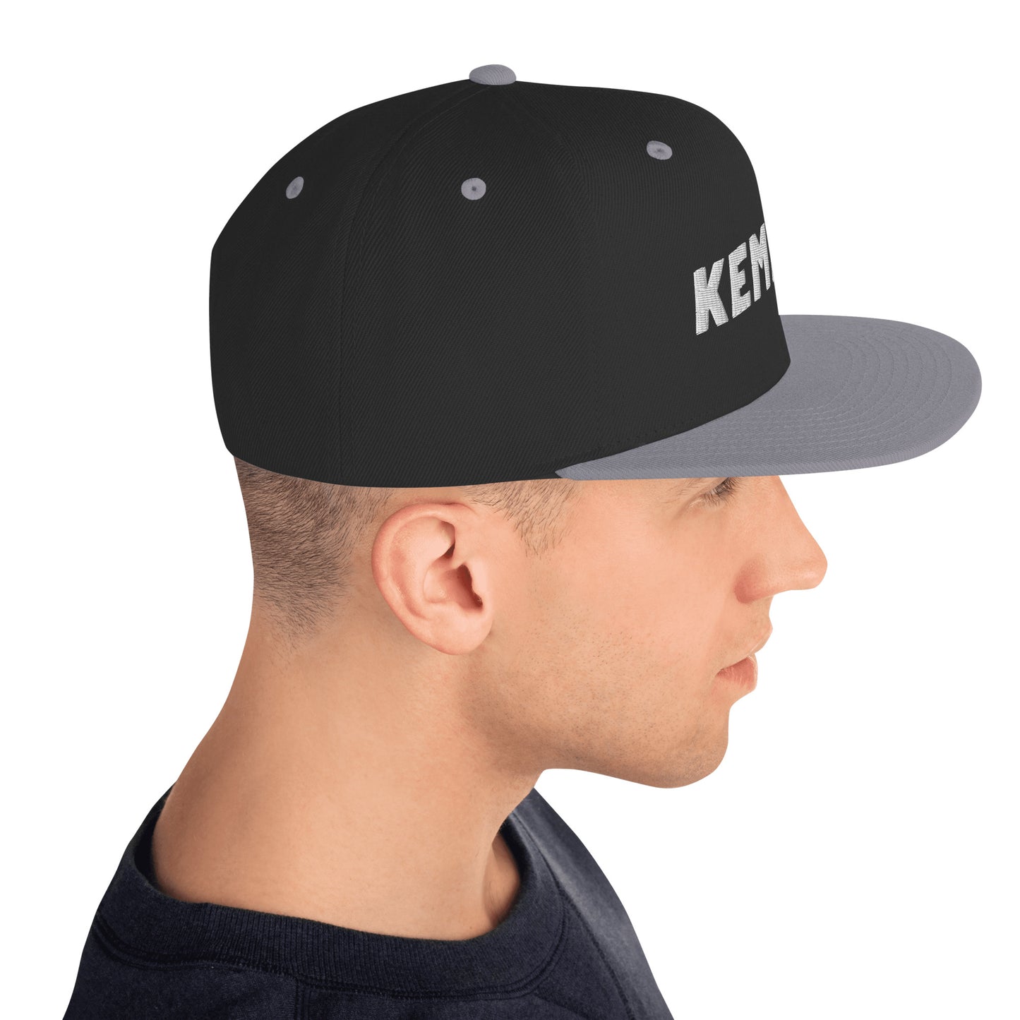 Snapback - kempen - wit geborduurd